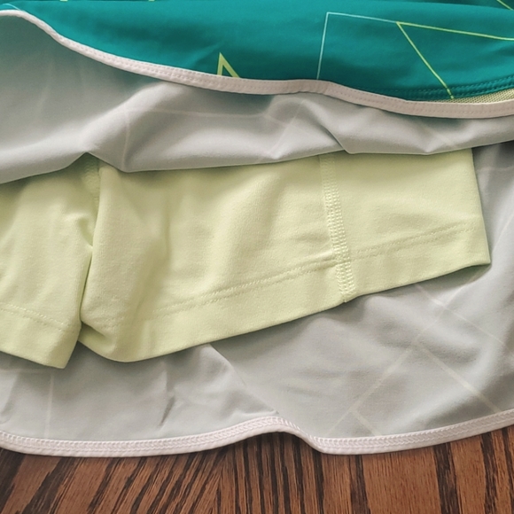 Nike Dry Fit skirt - Picture 3 of 4